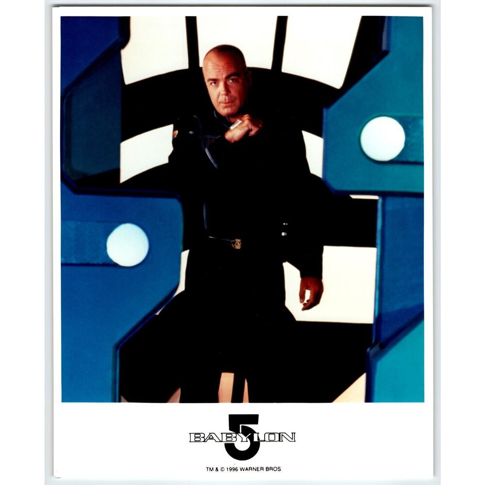 Babylon 5 Chief Michael Garibaldi 1998 Original Photo Sci-Fi Fantasy 8" x 10"